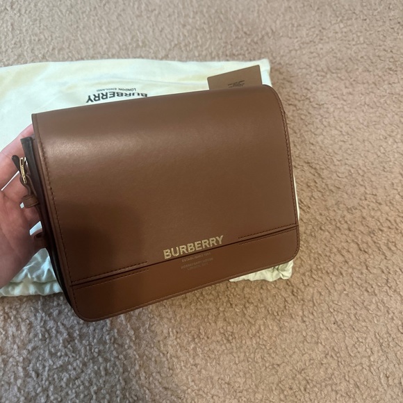 BURBERRY brown Color GRACE calfskin Leather convertible Small shoulder bag $1650 - Picture 3 of 8